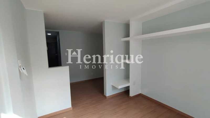 Conheça Imagem do WhatsApp de 2024-07- do imóvel - Kitnet/Conjugado 30m² à venda Botafogo, Rio de Janeiro - R$ 400.000 - FLKI00107 - 4 Imagem do WhatsApp de 2024-07- - 4