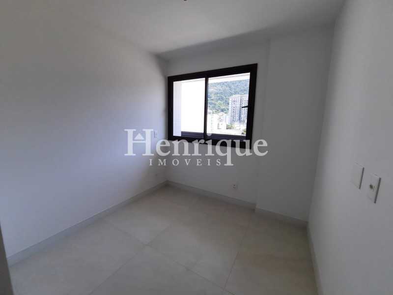 WhatsApp Image 2024-10-16 at 1 - 8