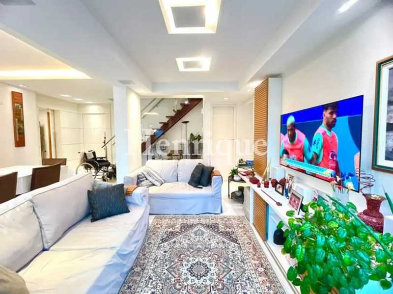 WhatsApp Image 2024-11-05 at 1 - 8