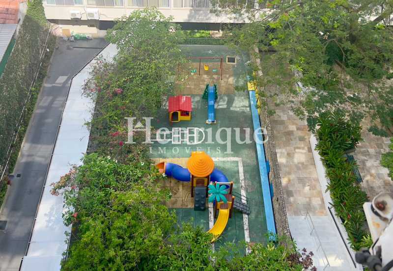 7b031e0f-ba2e-4a73-a9dc-de1f35 - 17