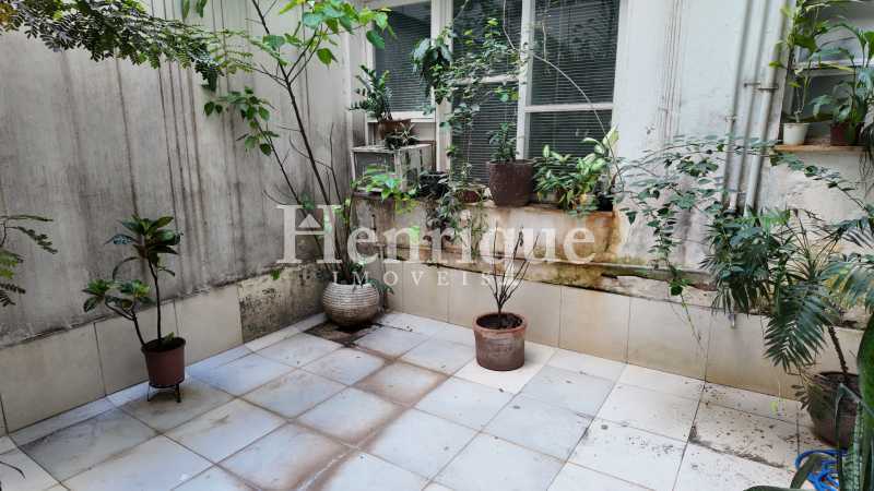 WhatsApp Image 2025-02-22 at 1 - 7