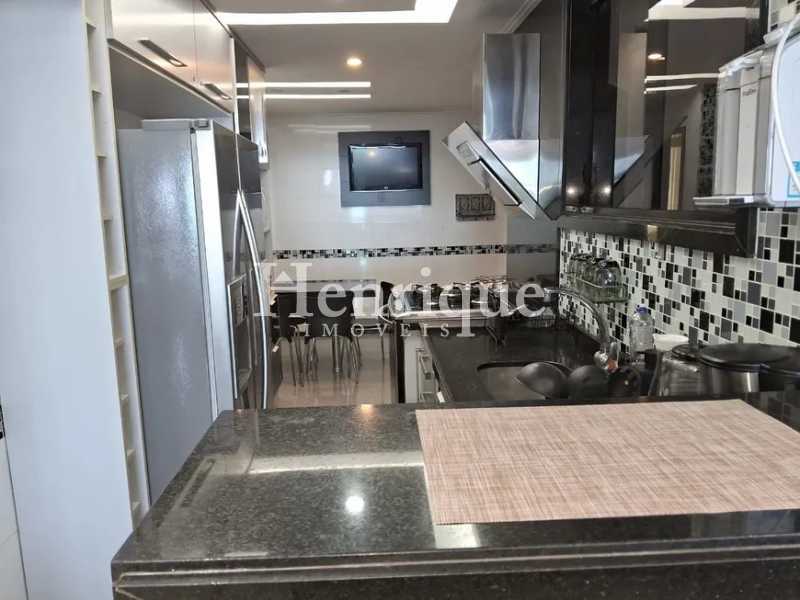 616b5de9-865a-4c76-8ec2-a68d82 - 17