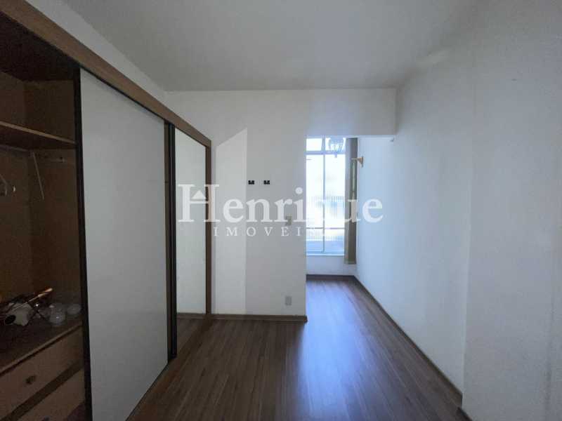 16 - Quarto 2. - 15