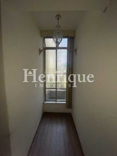 17 - Quarto 2. - 16