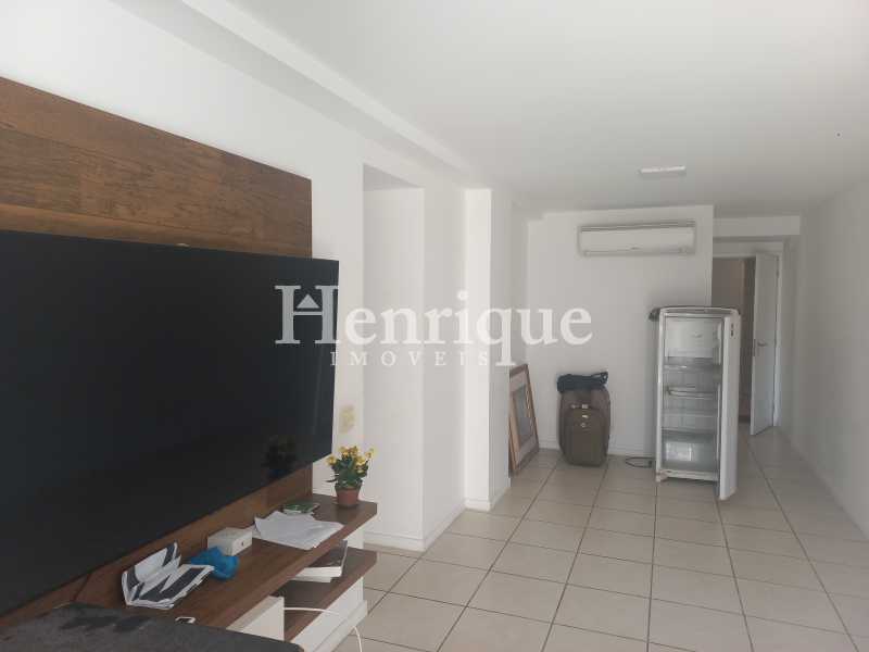 Conheça 03 - SALA do imóvel - Apartamento 3 quartos à venda Botafogo, Rio de Janeiro - R$ 1.300.000 - FLAP31162 - 3 03 - SALA - 3