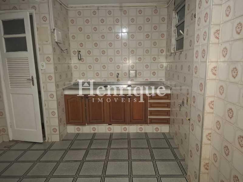 99c8309f-b347-478f-8037-3d7704 - 8