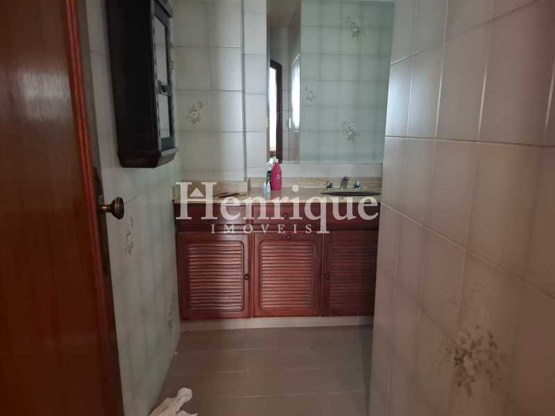 d5a5fe24-3d05-4edd-ae9e-cb5c0f - 10