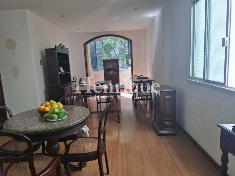 ea9dc570-00c5-4ffd-abb2-0a6a5b - 2