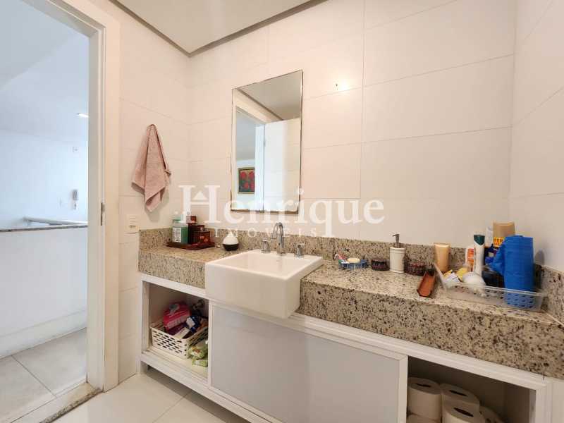 4e27e07b-561f-45da-91c5-dec2e3 - 11