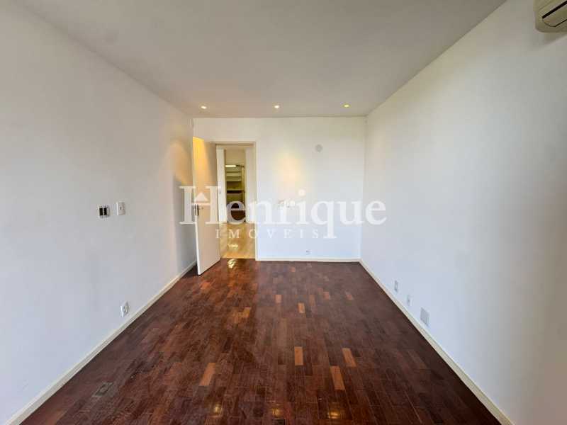 WhatsApp Image 2025-12-01 at 1 - 11