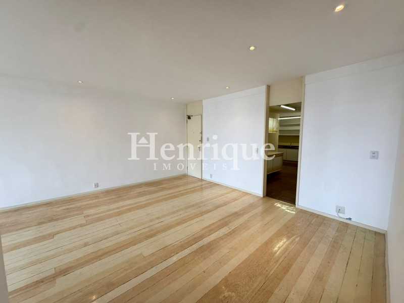 WhatsApp Image 2025-12-01 at 1 - 5