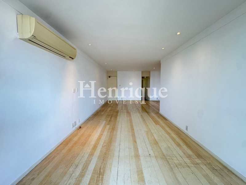 WhatsApp Image 2025-12-01 at 1 - 6