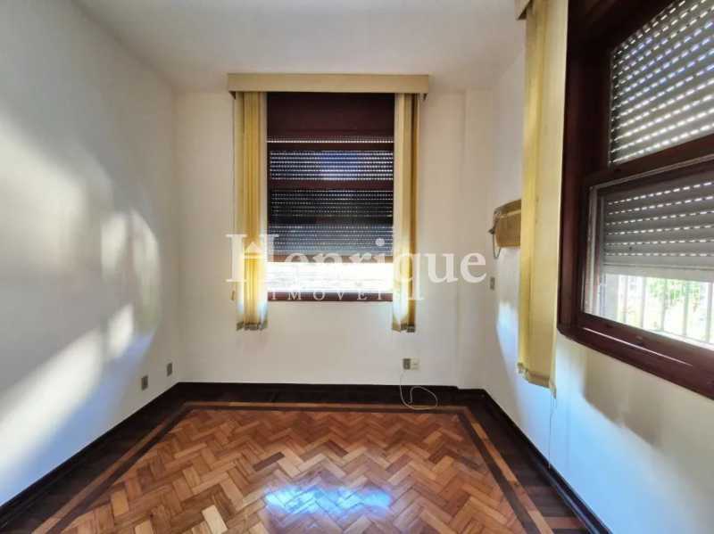 WhatsApp Image 2025-10-06 at 1 - 11