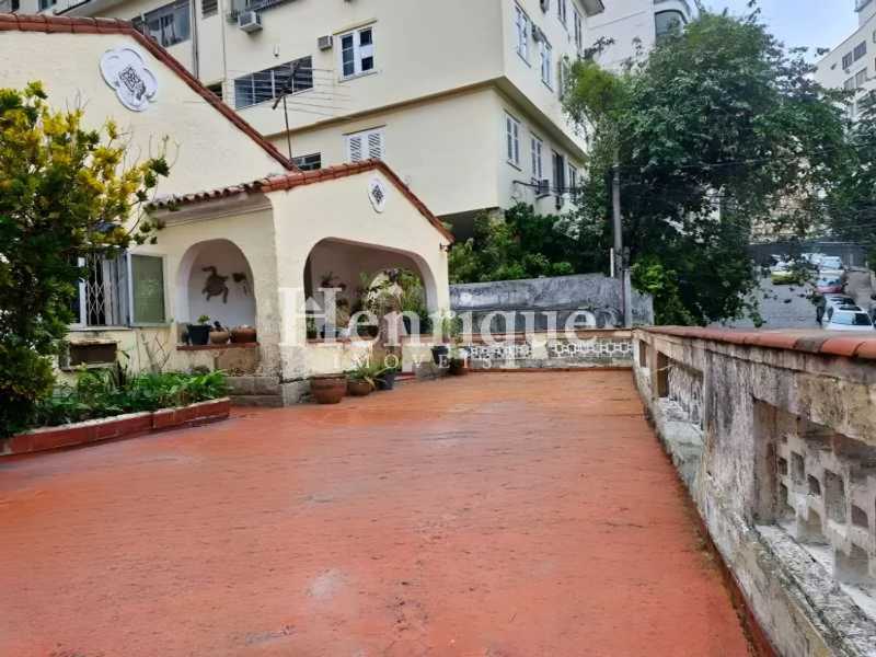 WhatsApp Image 2025-10-08 at 1 - 3