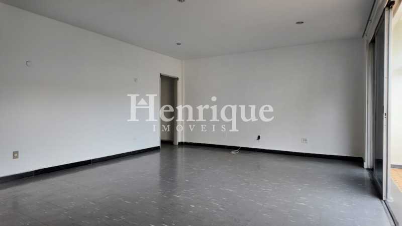 WhatsApp Image 2025-10-14 at 1 - 4