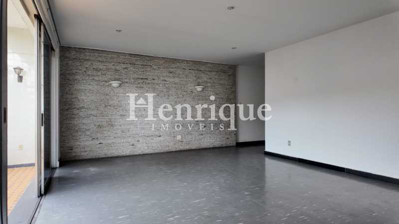 WhatsApp Image 2025-10-14 at 1 - 3