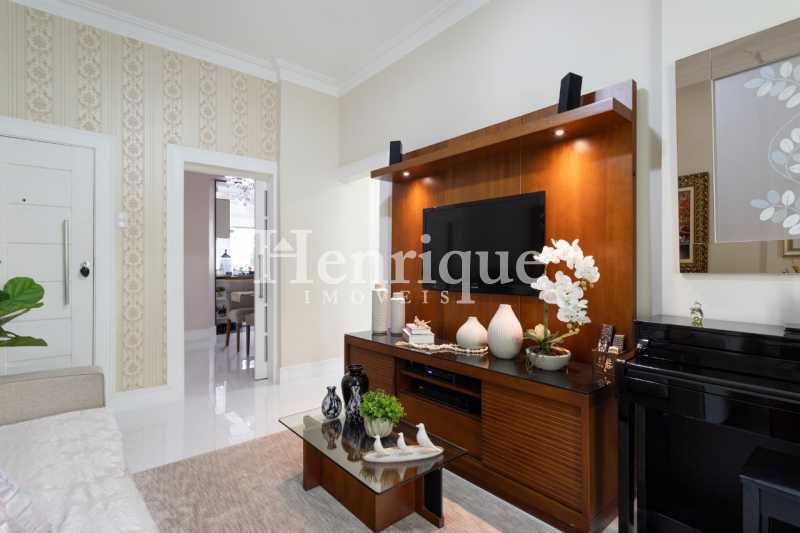 WhatsApp Image 2025-10-15 at 1 - 4