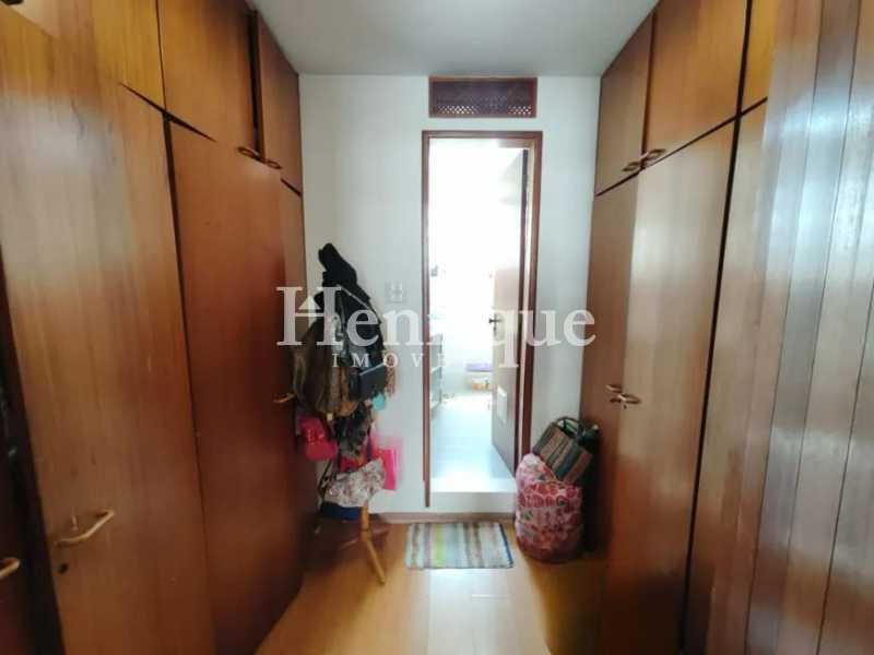 WhatsApp Image 2025-10-15 at 1 - 9