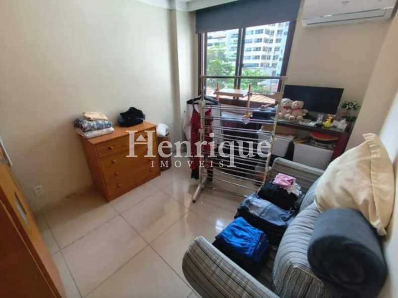 WhatsApp Image 2025-10-17 at 1 - 12