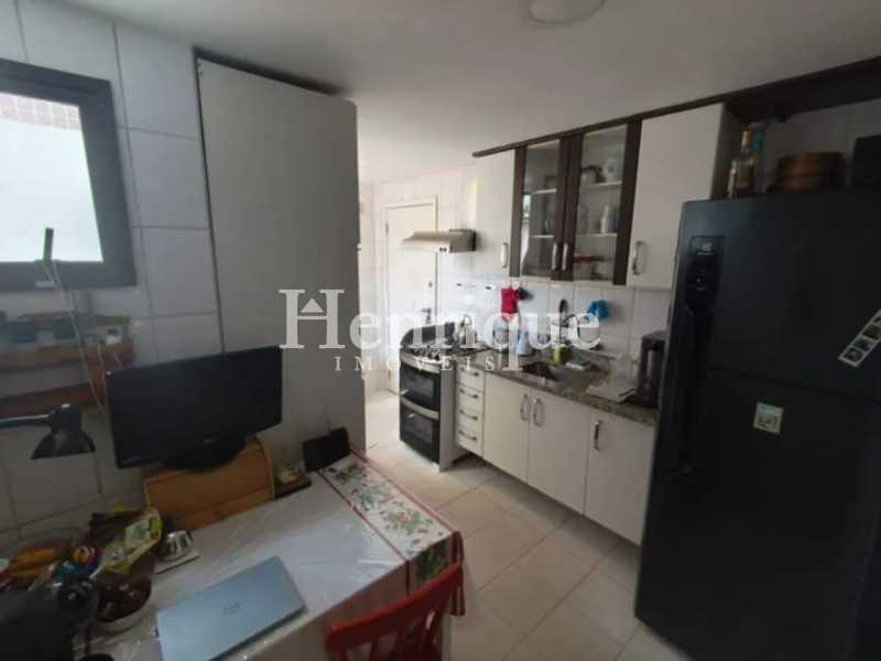 WhatsApp Image 2025-10-17 at 1 - 15