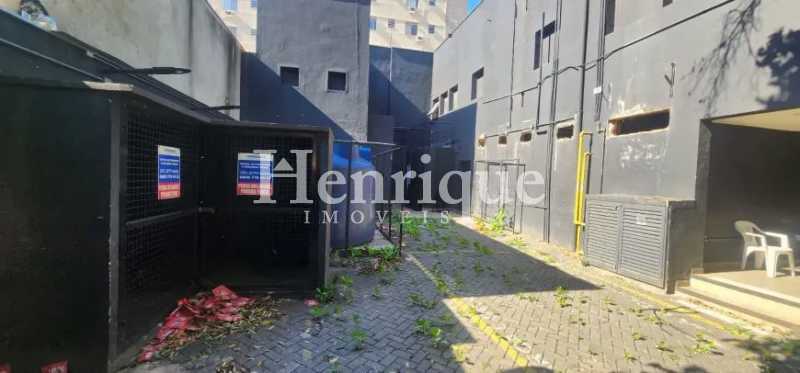 WhatsApp Image 2025-10-15 at 1 - 3