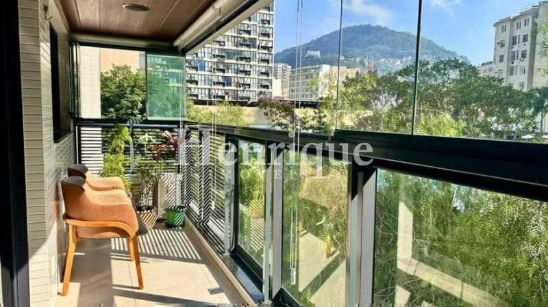 WhatsApp Image 2025-10-21 at 1 - 1