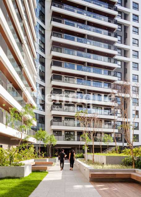 WhatsApp Image 2025-10-21 at 1 - 19