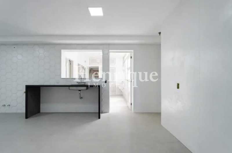 WhatsApp Image 2025-11-10 at 2 - 26