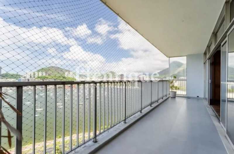 WhatsApp Image 2025-11-10 at 2 - 3