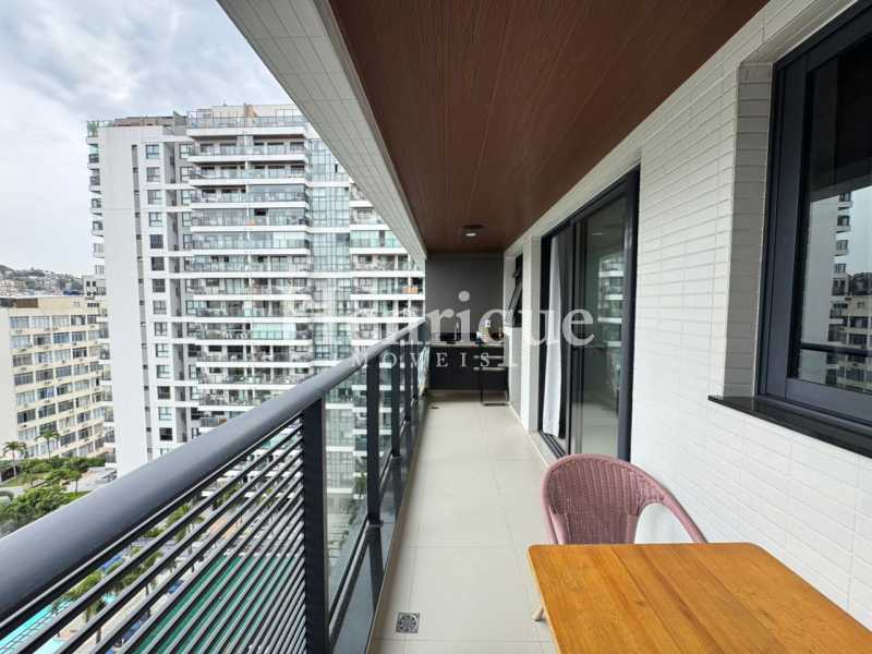 ae546a7a-330a-4745-98c8-577848 - 25