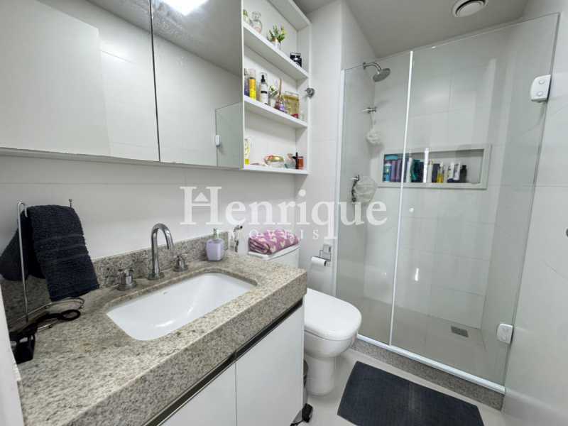 e2e64c05-47e9-41a4-92ef-75d40c - 22