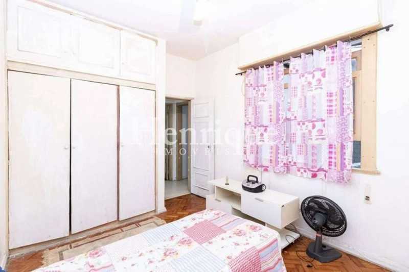 Quarto - 11