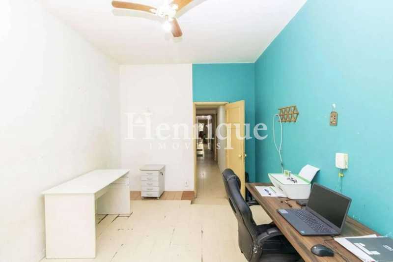 Quarto - 24