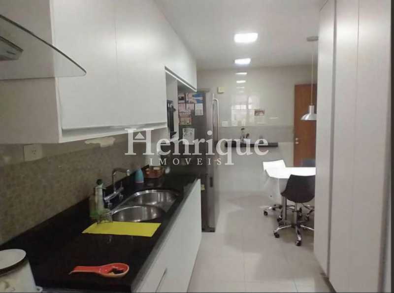 93d59995-1f43-4f23-b491-79d417 - 15