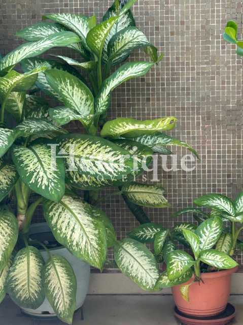 4d6d1e6d-2fff-44c7-86f6-19c1b7 - 30