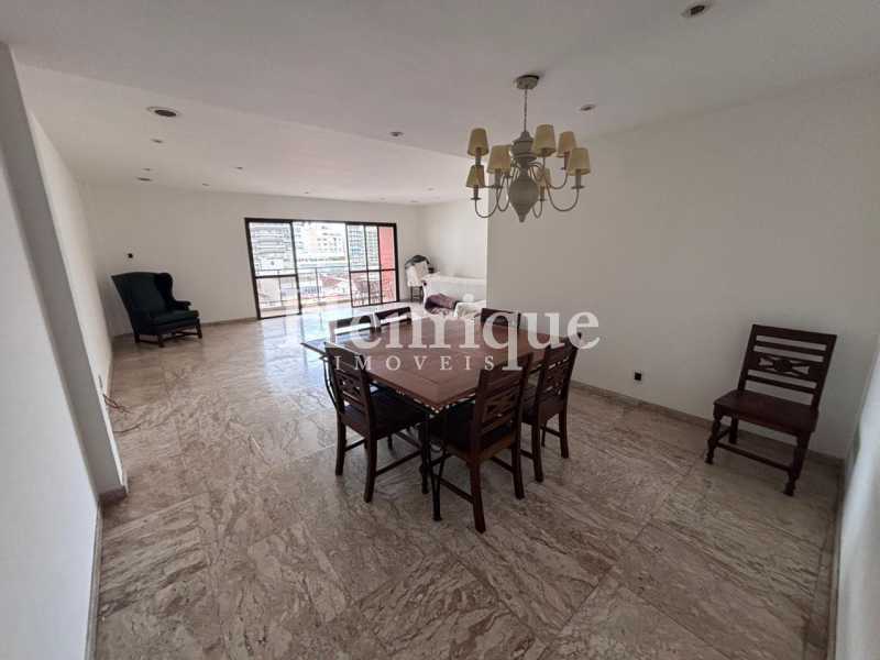 b7f70403-ef70-47a5-8c17-487acf - 7