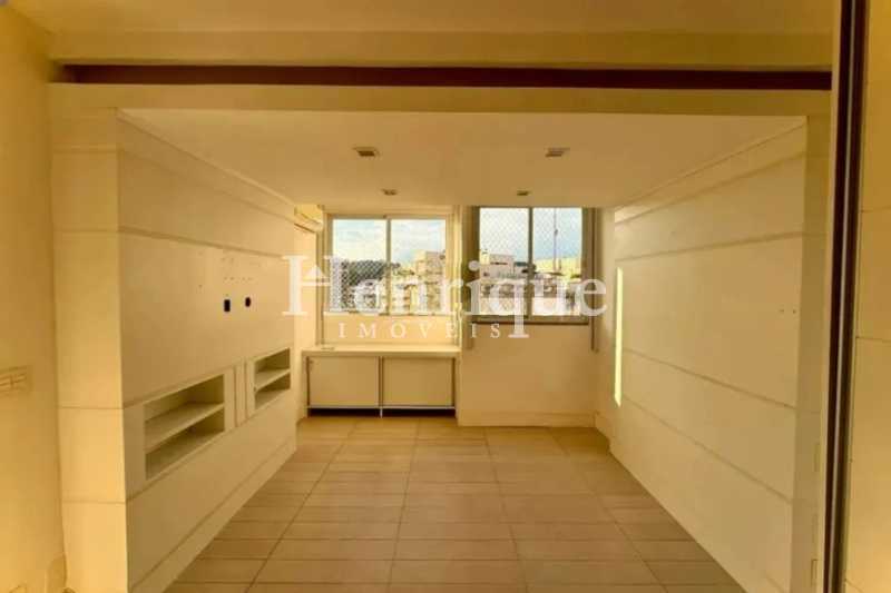 WhatsApp Image 2026-04-23 at 1 - 17