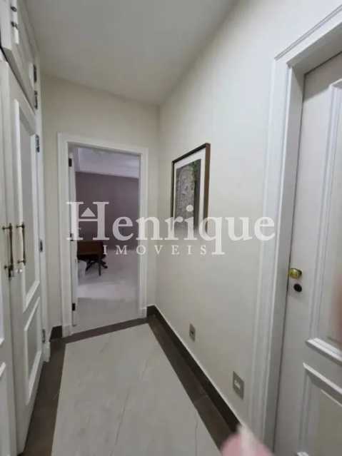 4a78eddc-abdb-46f8-92cd-0b495e - 4