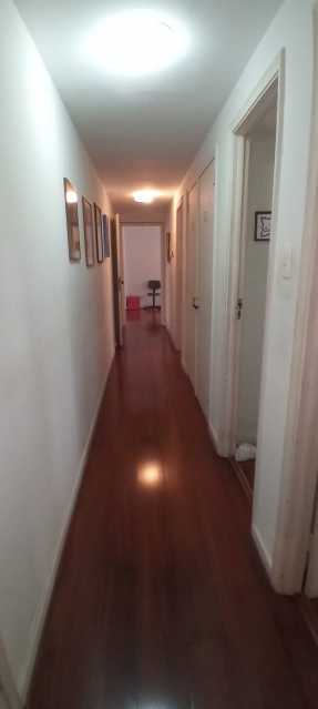 Conheça foto 27 30090. do imóvel - Excelente apartamento com uma ótima localização: a 100m do metrô e 100m da Praia de Copacabana. - CRAP30090 - 10 foto 27 30090. - 10
