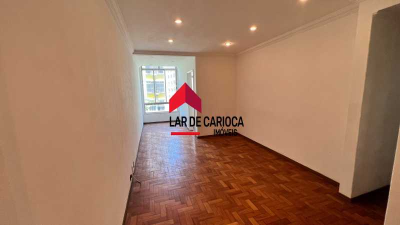 385d0843-4dcd-4d93-abd0-d88d83 - 1