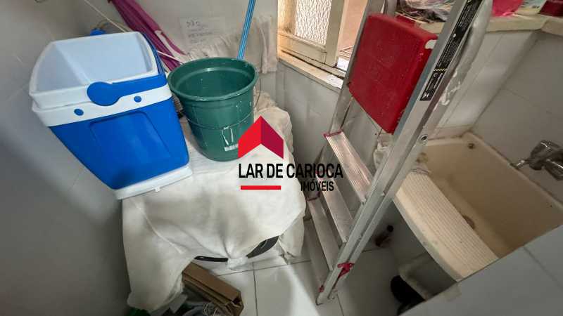 Area de Serviço  - 26