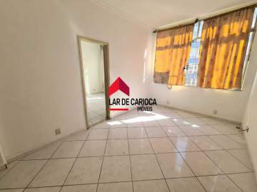 Saleta e quarto, frente a venda em Copacabana - LCAP10330