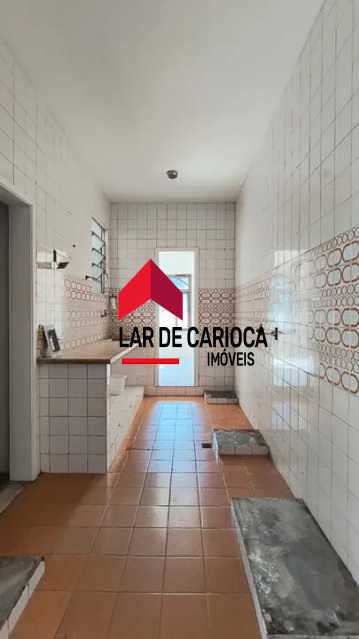 9a8ac627-bcce-43ee-85fd-c2e2a8 - 7