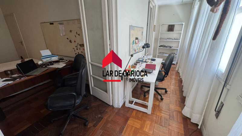 ad03f991-2743-46af-a525-20bba6 - 17