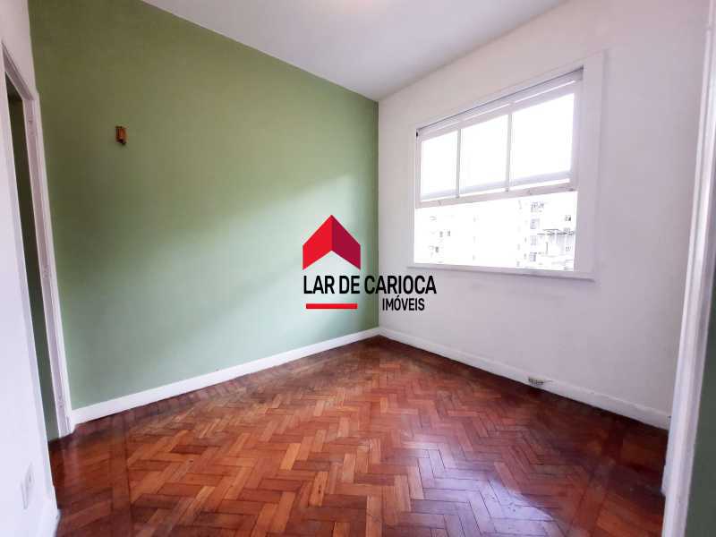 Fla241113c_29 - 17