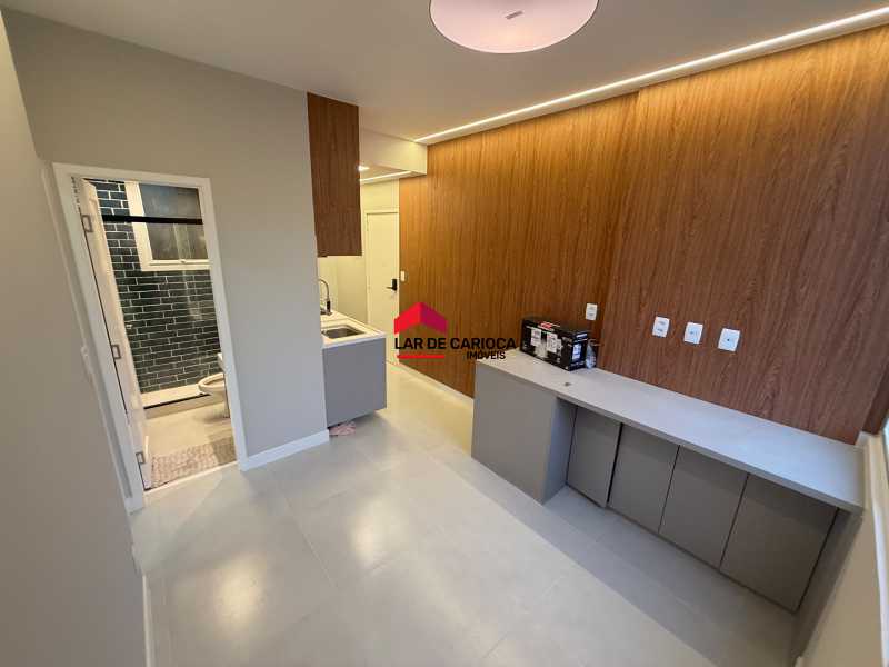 Conheça 242336 do imóvel - Apartamento sala e quarto totalmente reformado / 35 m² / vista mar / Copacabana / Posto 2 - LCAP10513 - 24 242336 - 24