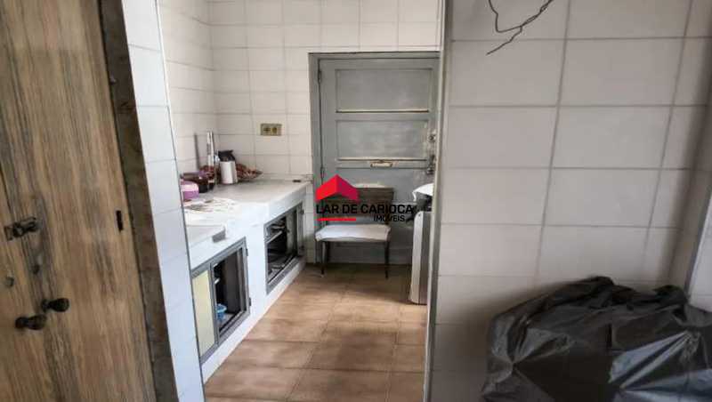 Conheça 6.22 do imóvel - Localização privilegiada + vaga de garagem + reforma total = excelente oportunidade de investimento. - LCCO30049 - 27 6.22 - 27