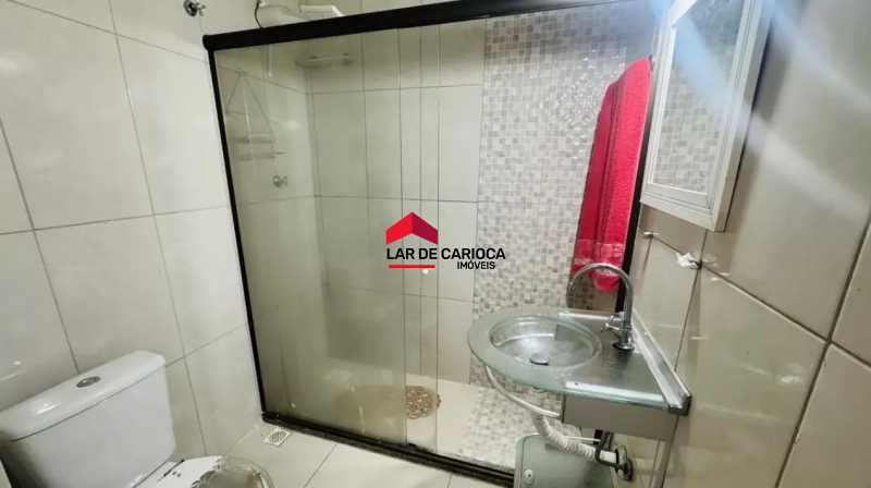 Conheça 10 do imóvel - Varanda charmosa, vaga na escritura e localização privilegiada no Posto 5: a poucos minutos da praia e do metrô. - LCAP10521 - 10 10 - 10