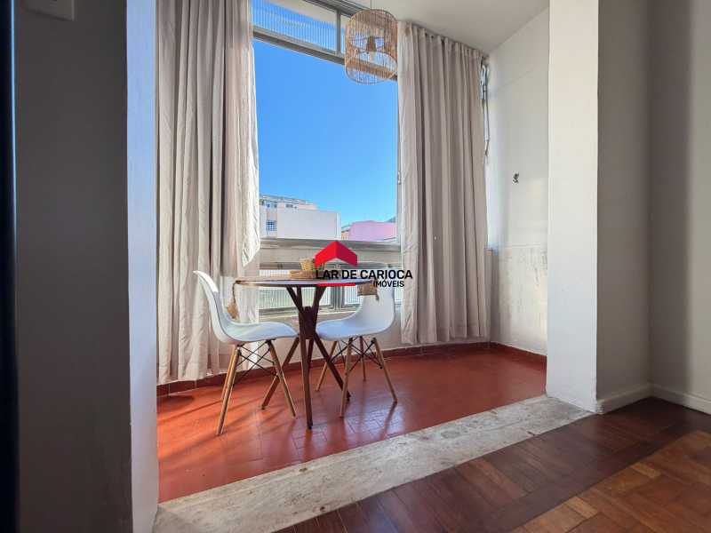 Conheça d5a7906a-5a80-4f87-9352-13828b do imóvel - Apartamento quadra da praia com vista lateral mar e cristo - LCAP00223 - 17 d5a7906a-5a80-4f87-9352-13828b - 17