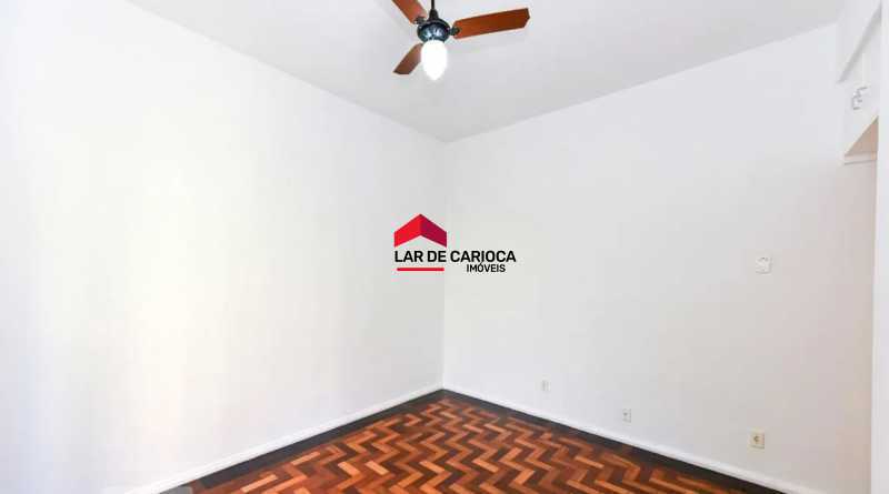 Conheça 14 do imóvel - Sala e quarto, varanda com vista para o verde, prédio charmoso - Posto 5. - LCAP10527 - 16 14 - 16